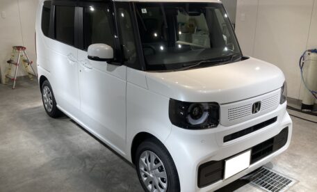 ホンダ、N-BOX、ホワイト、新車、グロスアーマー